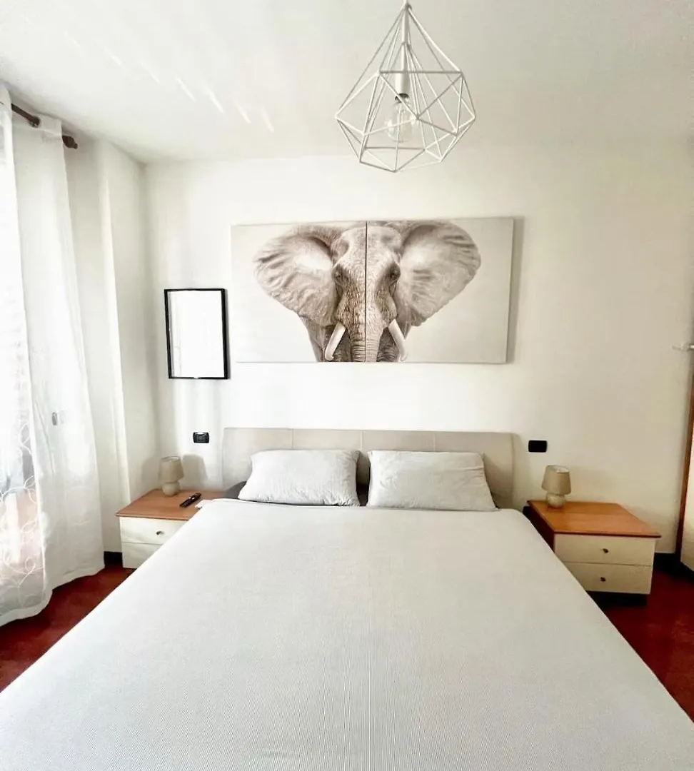 Cozy Apartment In Milán